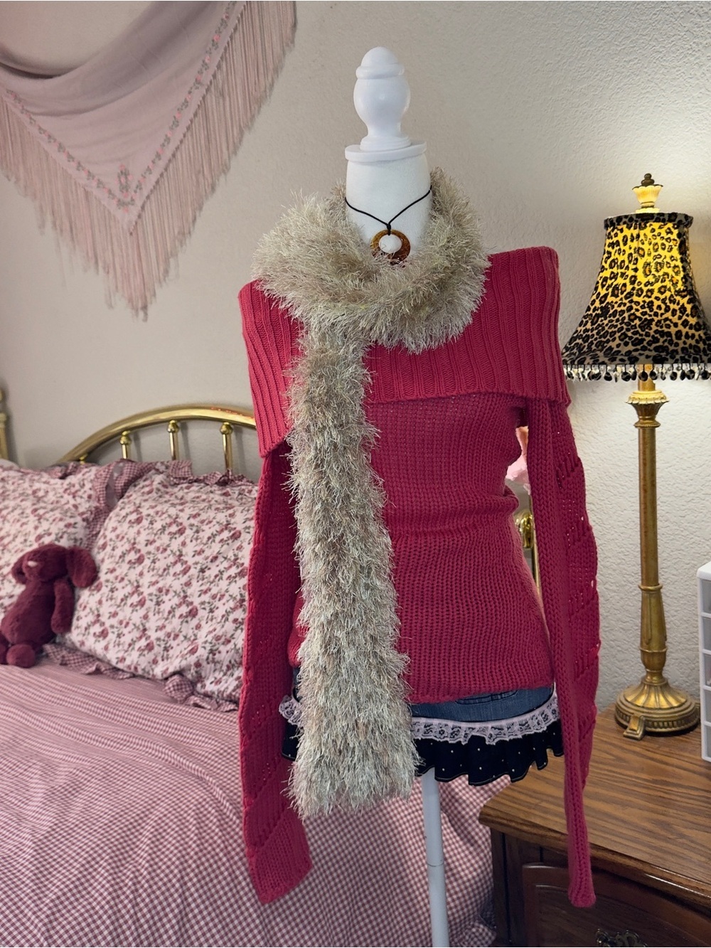 Y2K Fuzzy Scarf - Picture 2 of 7
